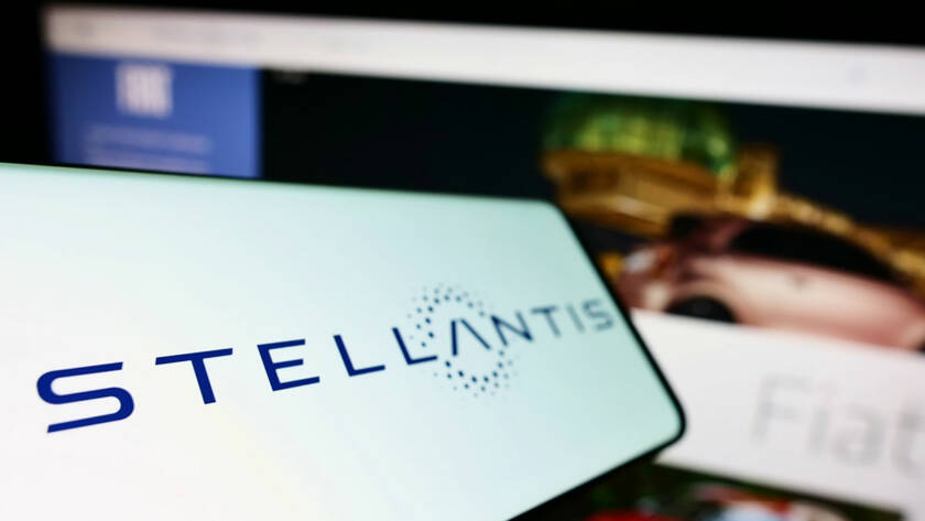 Stellantis - Nuove Auto Elettriche nel 2026 - Mercato Batterie Rigenerate